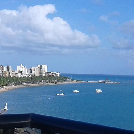 Na Beira Mar De Pajucara- Edif Neo- Apartamento Quarto E Sala- Tem Varanda - Vista Lateral Do Mar- Rua Julio Plech Filho 60 Esquina Com Avenida Doutor Antonio Gouveia - Consumo Eletrico E Pago No Ckeck-Out 1Kwh E 1,35 Reias มาเซโอ ภายนอก รูปภาพ